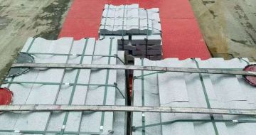 安庆 芝麻白仿形加直形路沿石出货日常