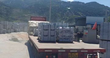 安庆 芝麻白仿形路沿石，直形路沿石