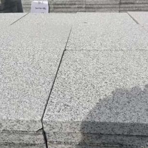 安庆 白麻花岗岩石材推荐 荔枝面地铺石