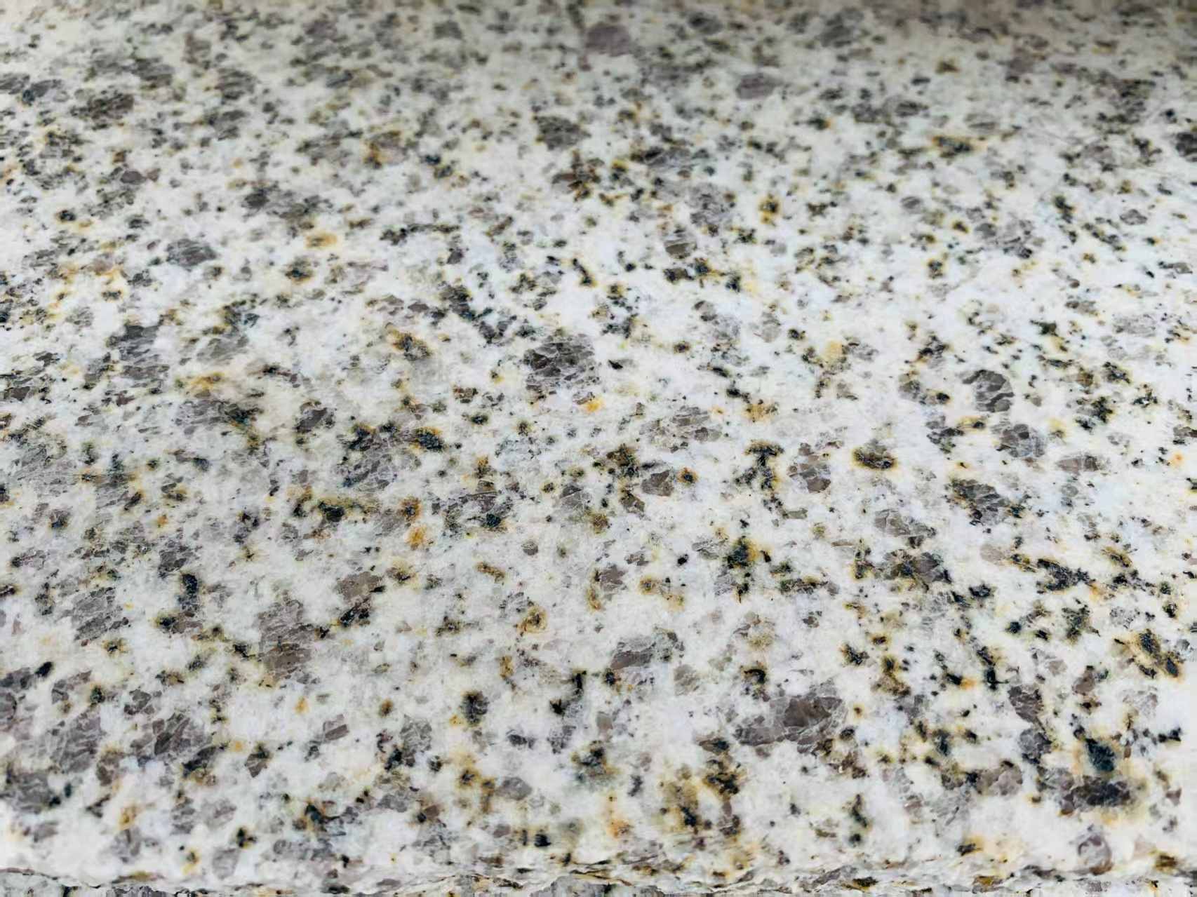 安庆 黄金麻花岗岩石材浅黄光面