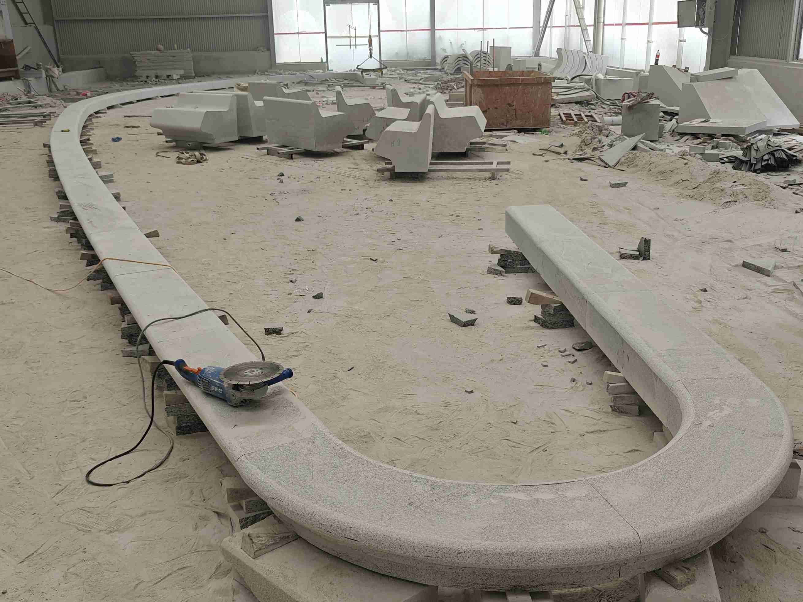 安庆 芝麻白花岗岩弧形花坛石，坐凳石