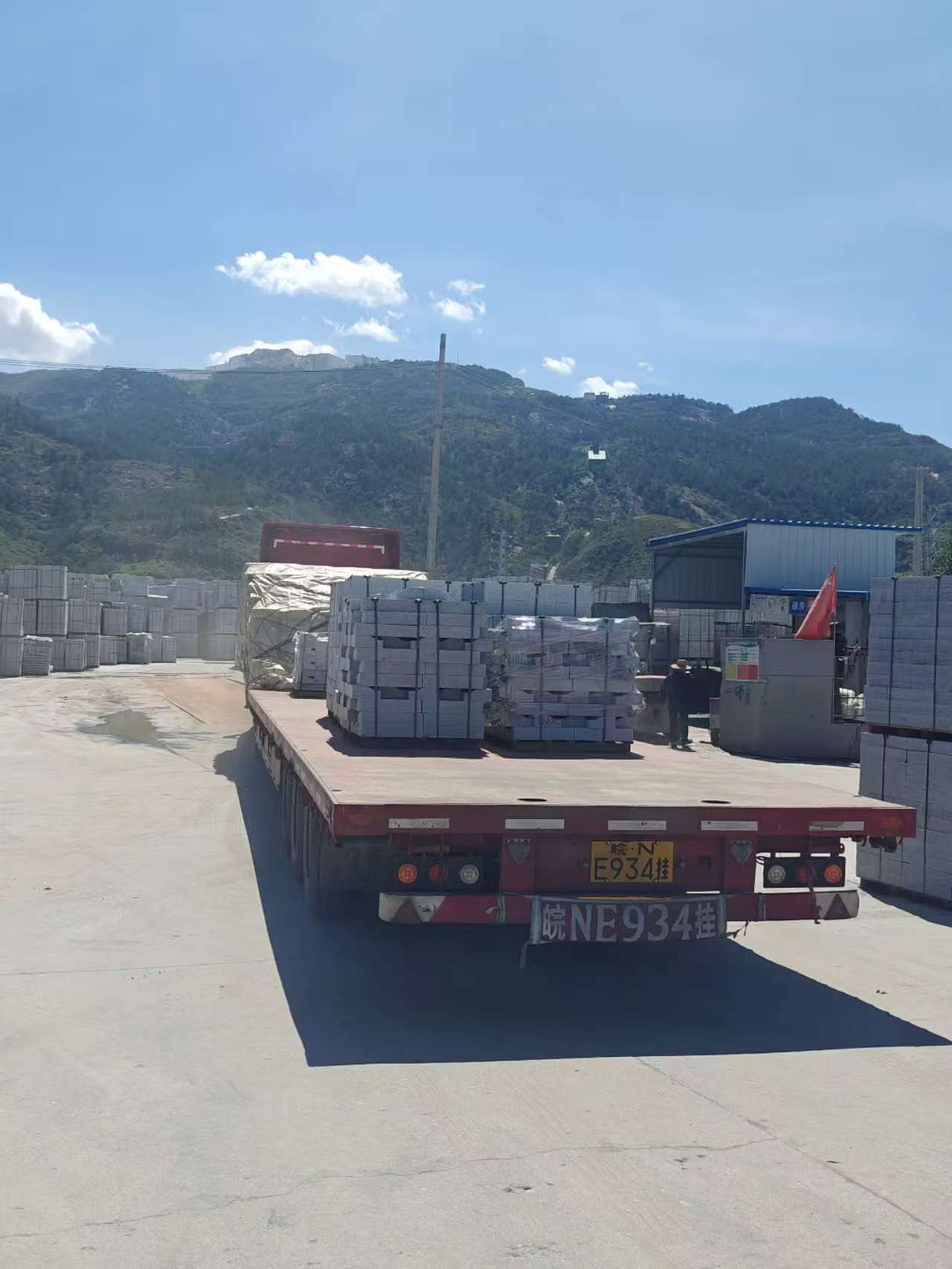 安庆 芝麻白仿形路沿石，直形路沿石