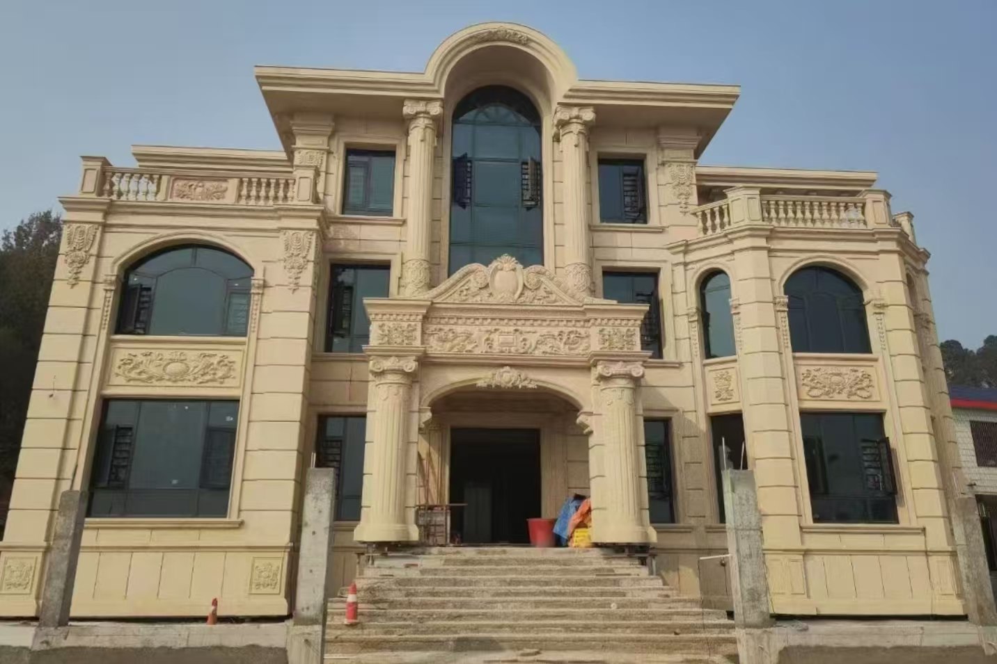 安庆 黄金麻花岗岩别墅外墙干挂