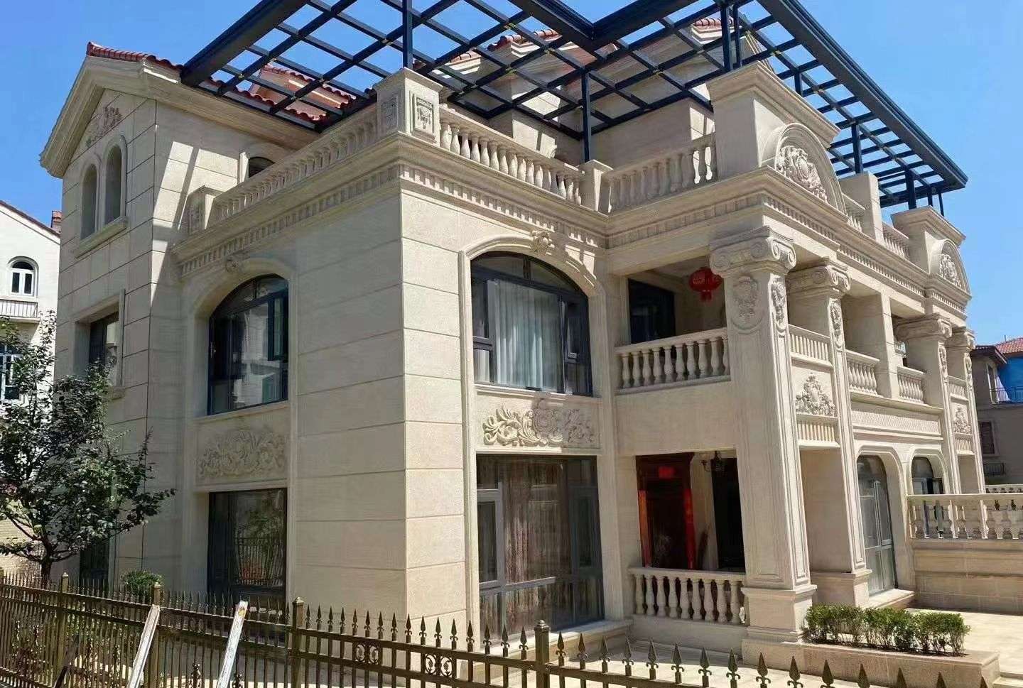 安庆 黄金麻花岗岩荔枝面别墅外墙干挂