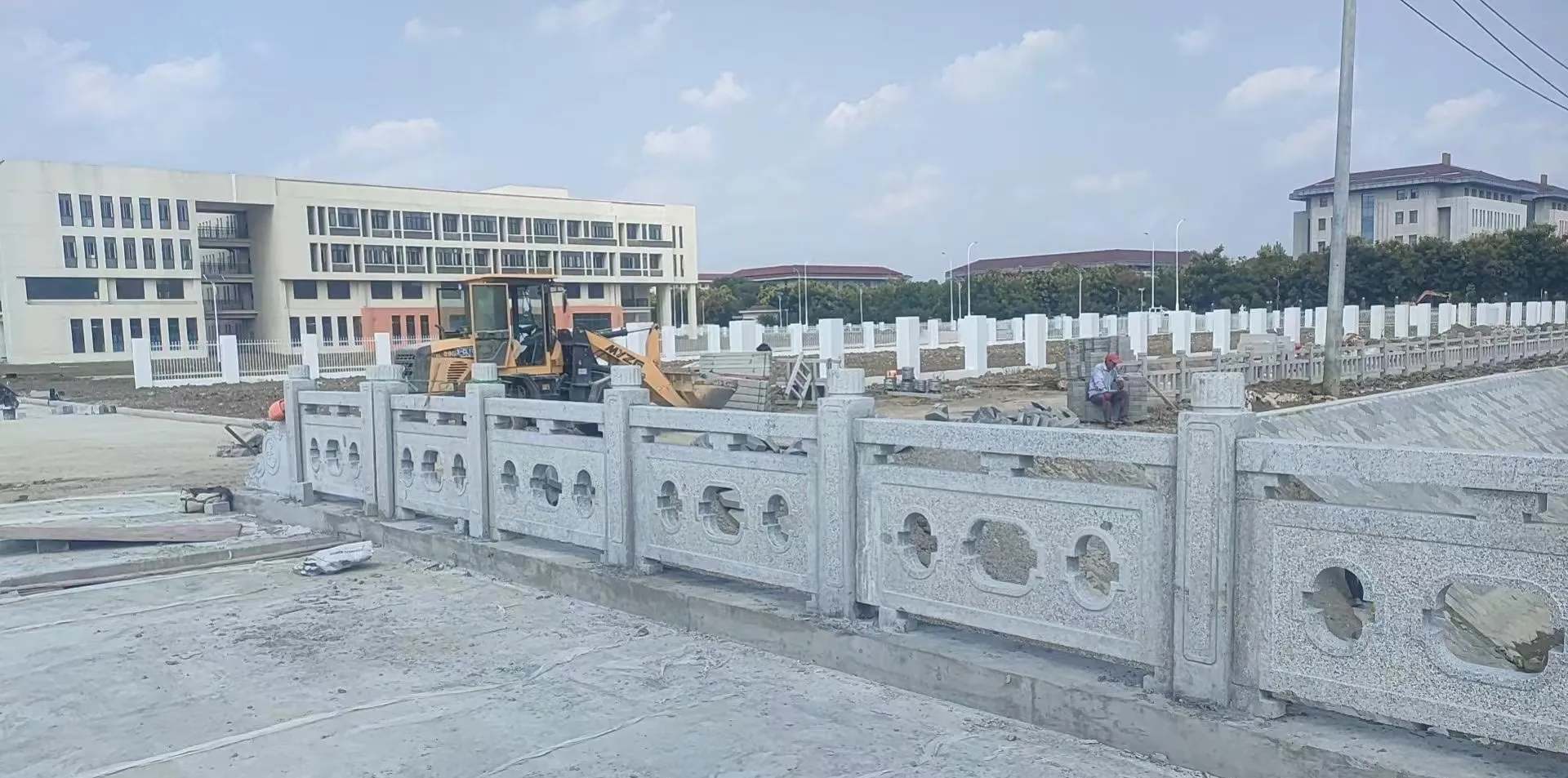 安庆 白麻花岗岩荔枝面河道栏杆