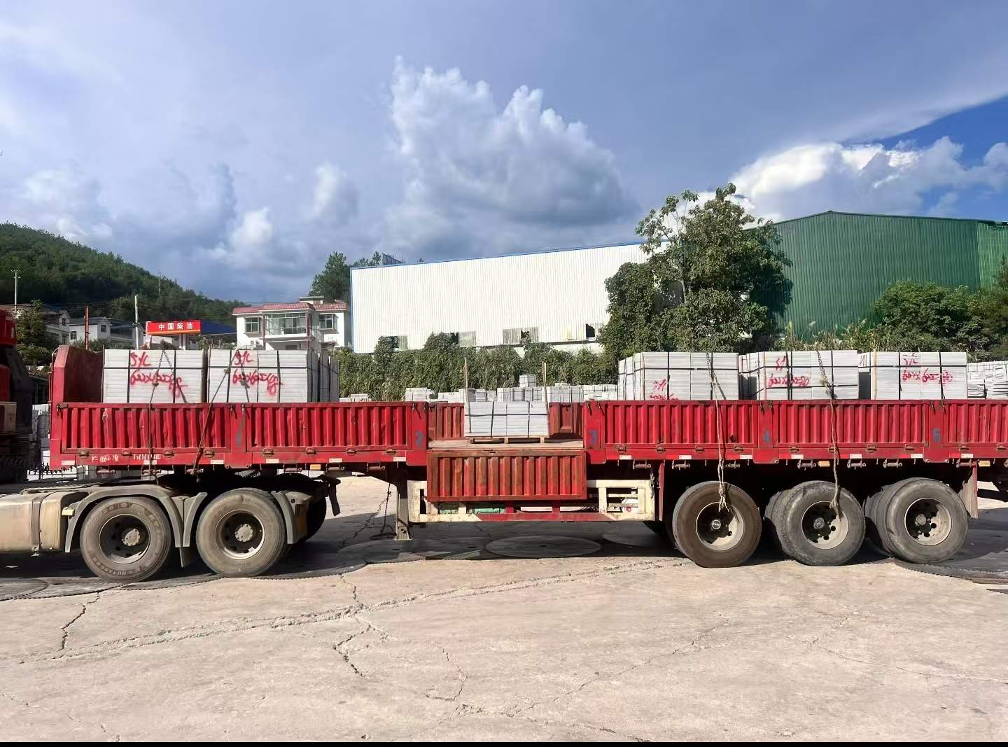 安庆 芝麻灰花岗岩地铺石出货日常