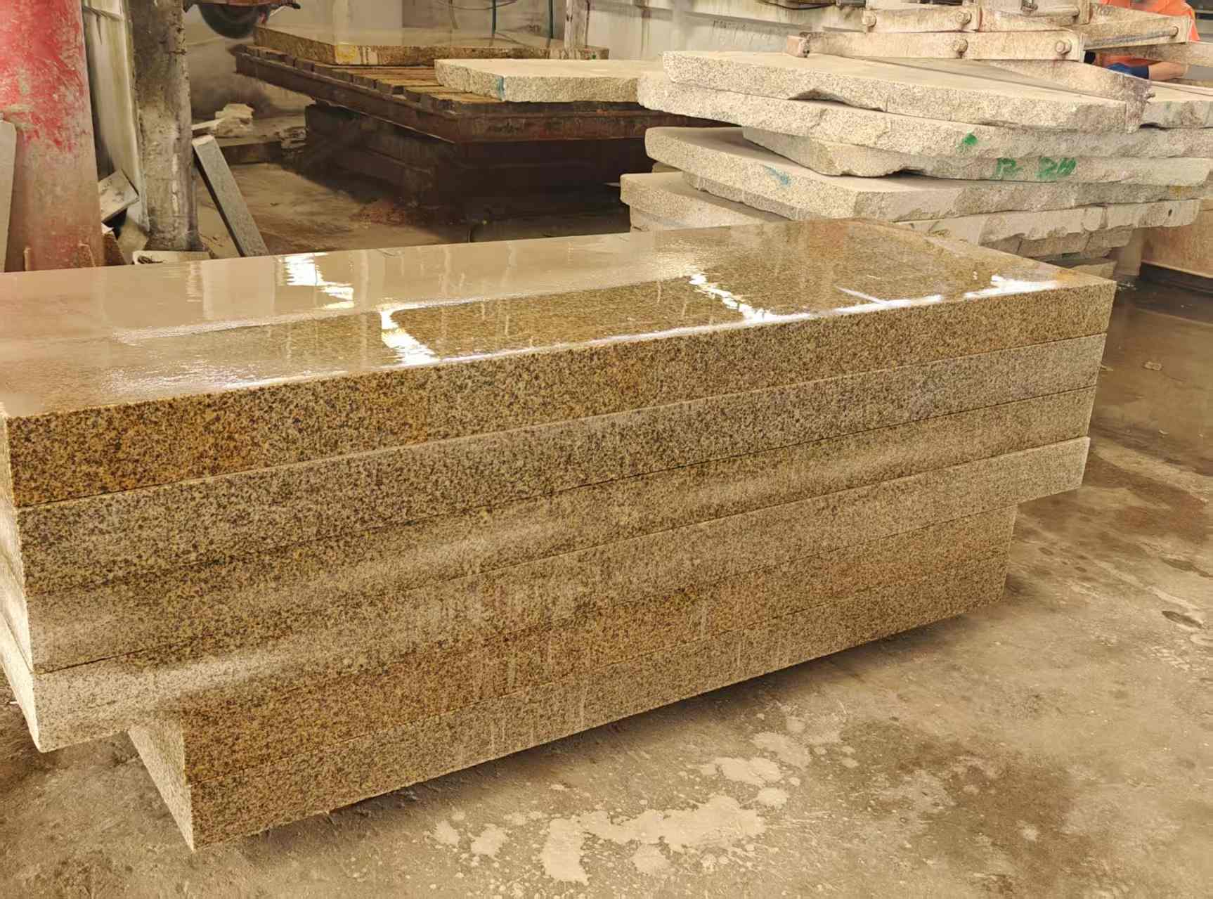 安庆 黄金麻栏杆料半成品加工中